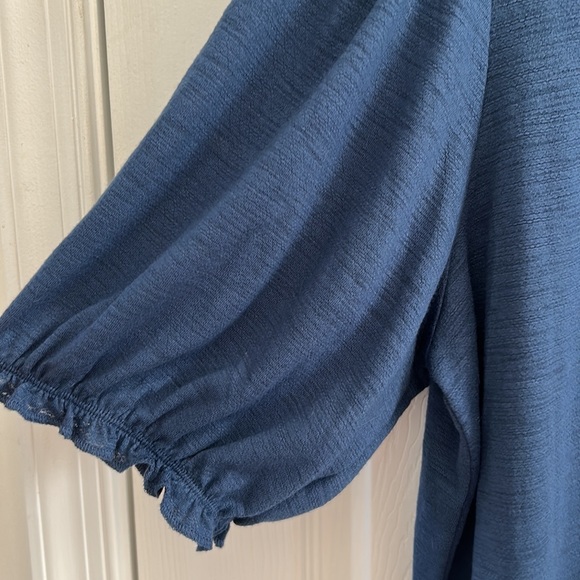 LC Lauren Conrad Navy Blue Top - Picture 4 of 7